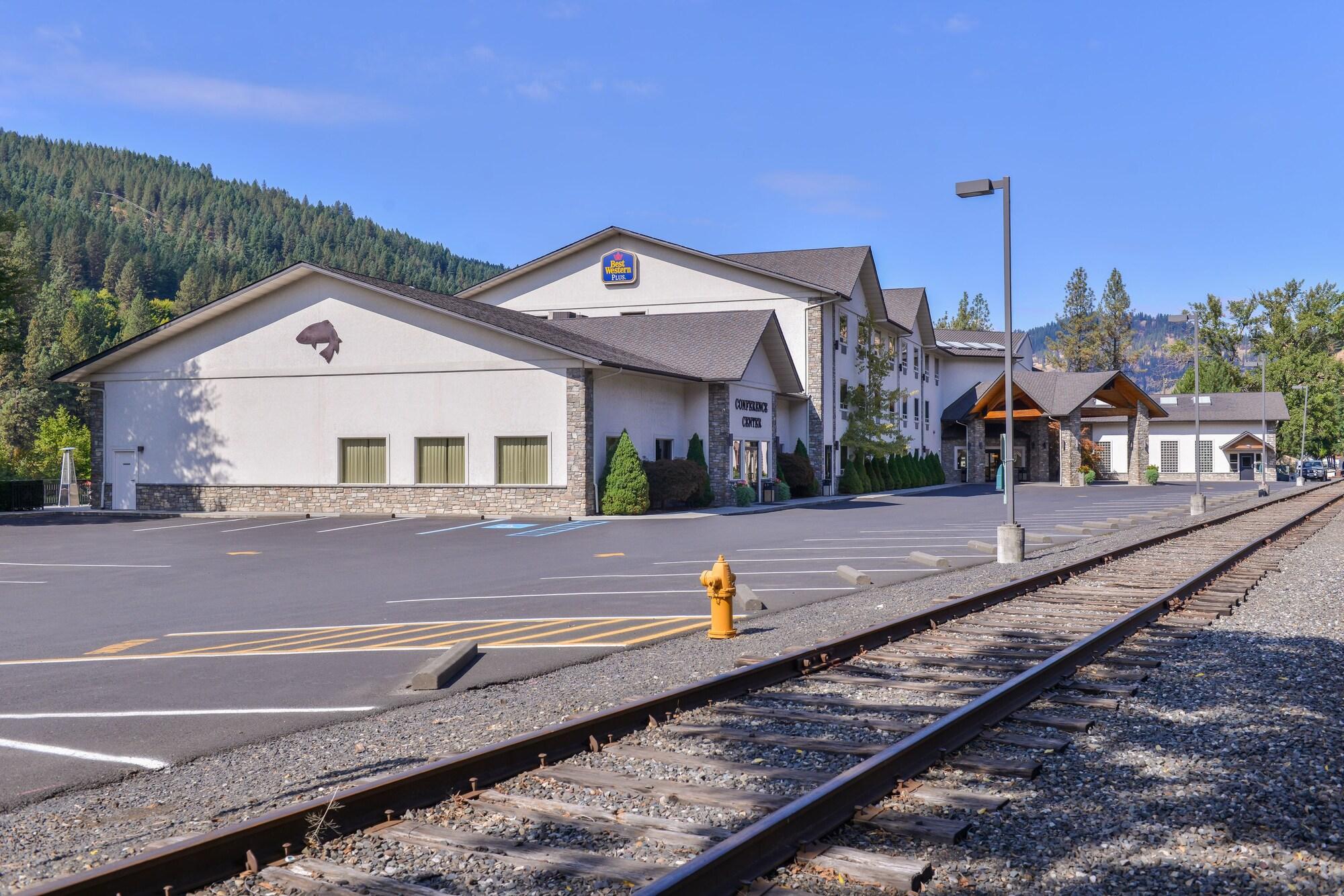 Best Western Lodge At River'S Edge Orofino Exterior photo