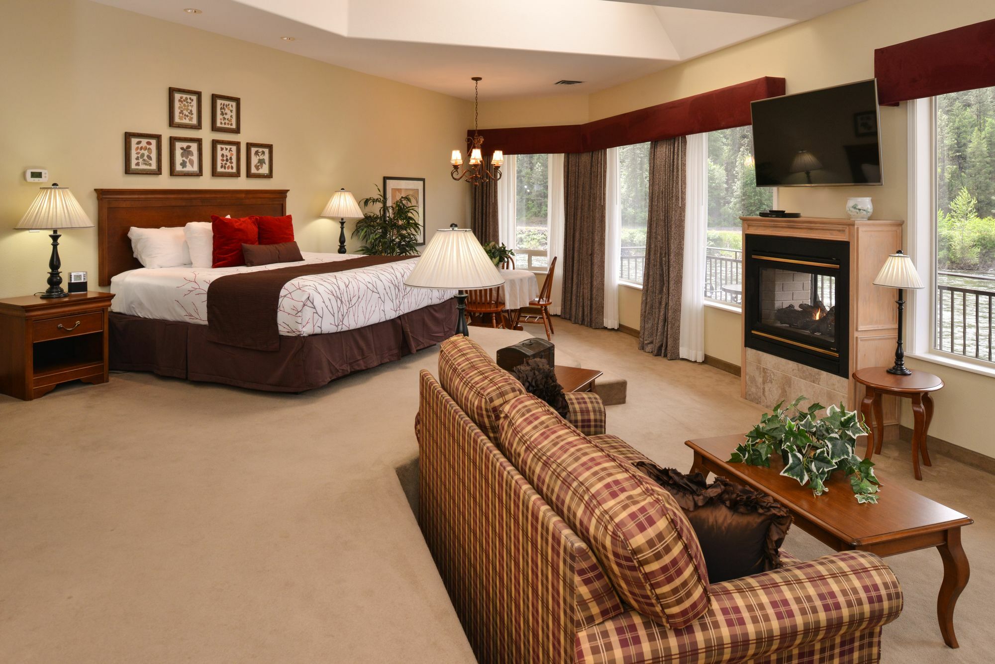 Best Western Lodge At River'S Edge Orofino Exterior photo